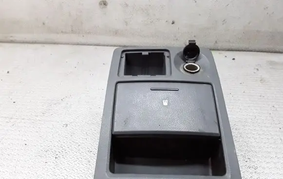 KIA Sorento Cup holder back 846553E000
