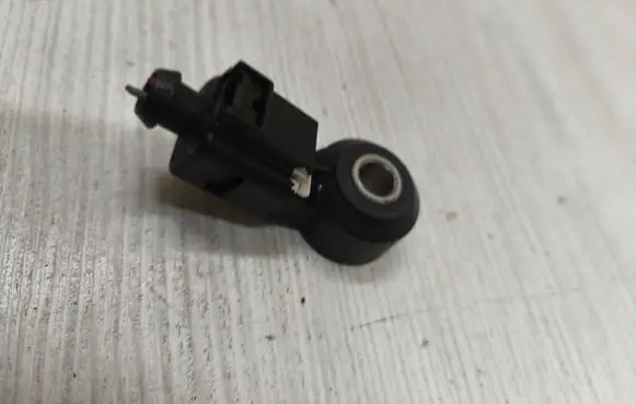 Detonation knock sensor