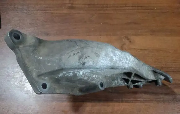 BMW X5 F15 Engine mount bracket 6780148