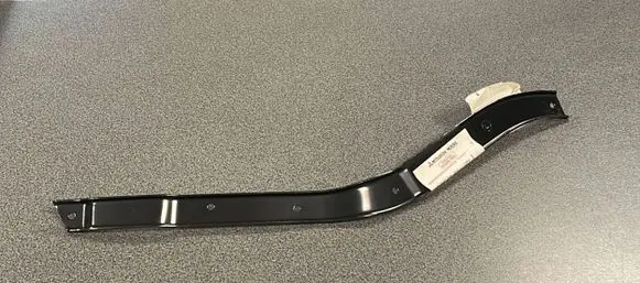 Mitsubishi Pajero Front bumper support beam 6400A809