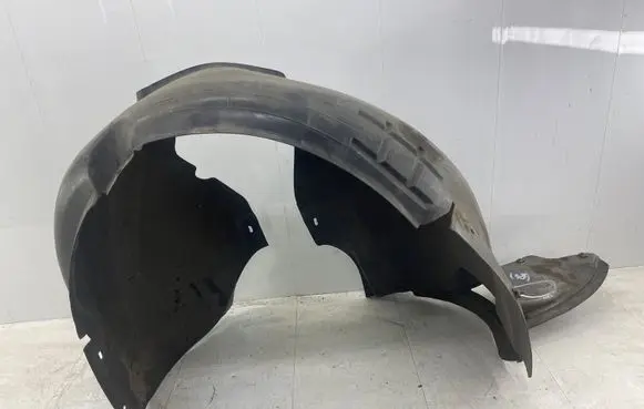 Volkswagen Jetta VI Front wheel arch liner splash guards 5C6805912