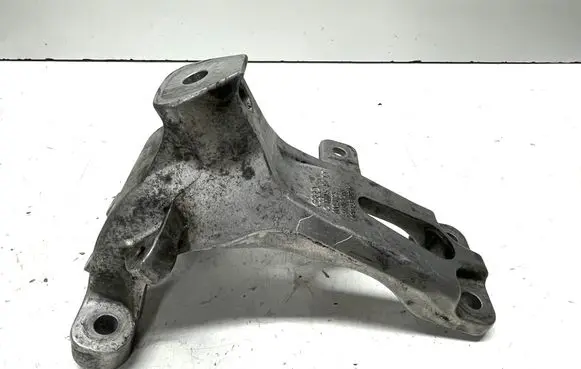 Audi A4 S4 B8 8K Engine mounting bracket 4G0199308K