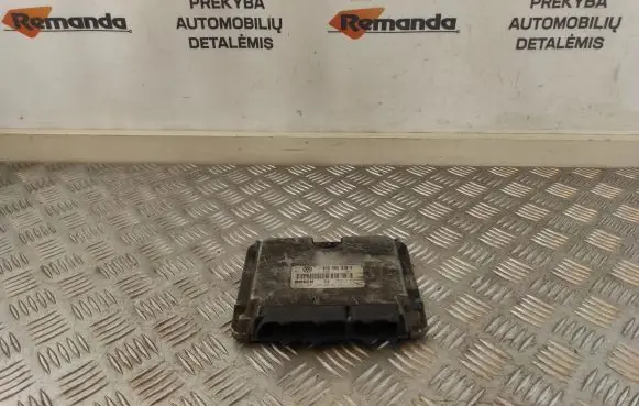 Volkswagen PASSAT B5 Engine control unit/module 038906018P 0281001720 28SA3664