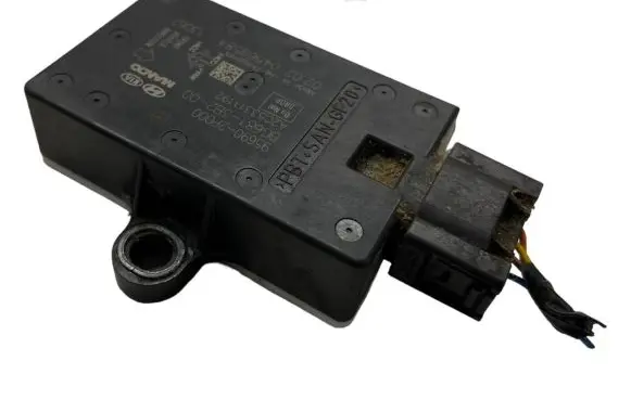 Hyundai ix35 ESP acceleration yaw rate sensor 956902P000 BG6813B200 A2C53311192