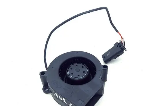 Land Rover Range Rover Velar Hybrid/electric vehicle battery fan L9w314D550BA PF97331B1C09A 1F200N4YVR