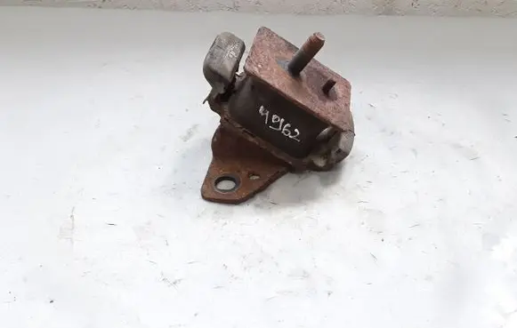 KIA Sorento Engine mount bracket 218123E250