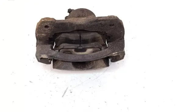 Toyota Prius+ (ZVW40) Front brake caliper
