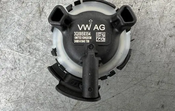 Skoda Octavia Mk3 (5E) Sensor 3Q0959354
