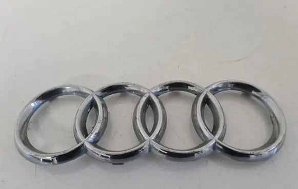 Audi A4 S4 B5 8D Manufacturer badge logo/emblem 8D0853605
