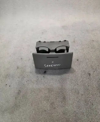 KIA Sorento Cup holder 846553E000