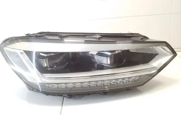 Volkswagen Touran III Headlight/headlamp 5TB941082A 7PP941571AB 8V0907399B