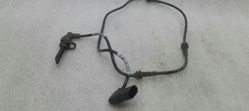 Mercedes-Benz E W213 ABS wheel speed sensor A2135403605