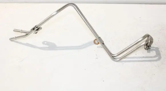 Volkswagen Golf VII Turbo turbocharger oiling pipe/hose 04E122157BE