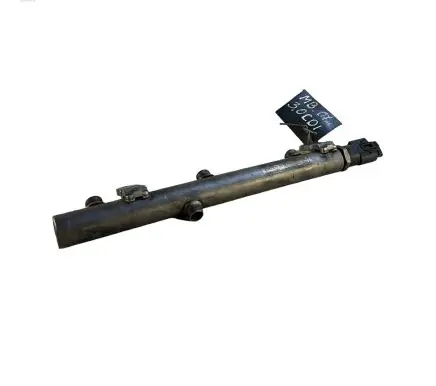 Mercedes-Benz E W211 Fuel main line pipe A6420702695 0632400697