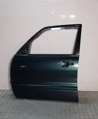 Mitsubishi Pajero Front door
