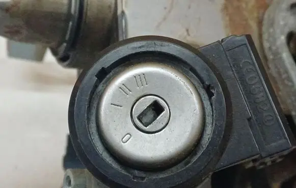 Ford Mondeo MK IV Ignition lock 