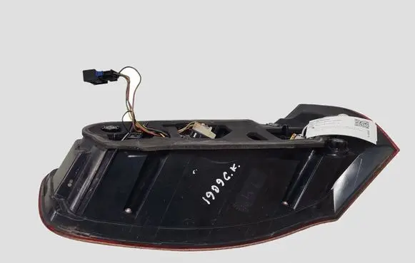 Citroen C4 II Picasso Tailgate rear/tail lights