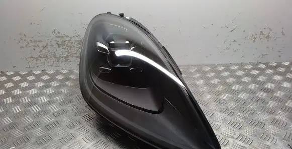 Porsche Cayenne (9Y0 9Y3) Headlight/headlamp 9Y0941032R