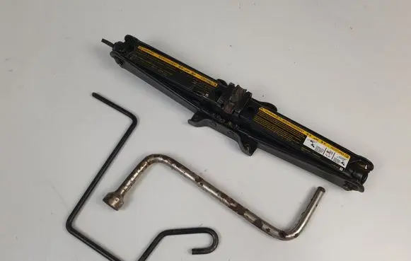 Opel Zafira B Lift Jack 