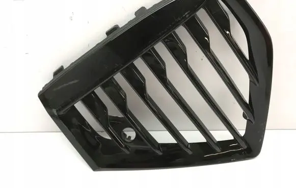 Volvo XC60 Front bumper lower grill 32234964