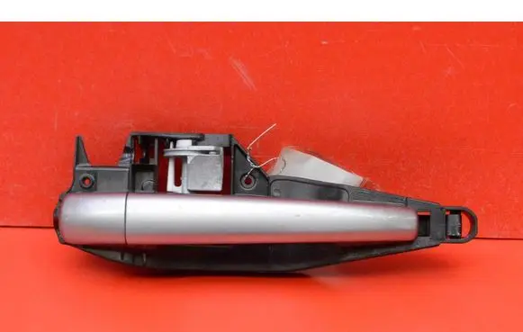 Peugeot 208 I Rear door exterior handle 9672961080
