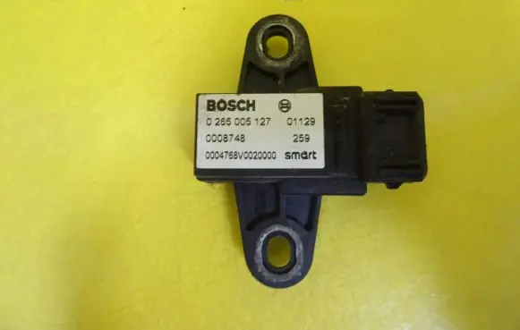 Smart ForTwo I ESP acceleration yaw rate sensor 0265005127 0008748