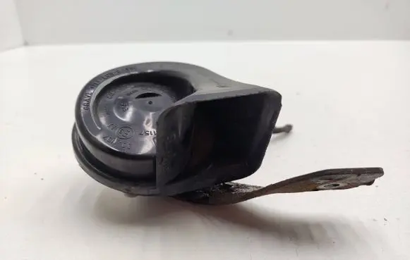 Infiniti Q30 Horn signal 6033FB2412 60421AL9