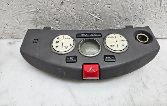 Nissan Micra Climate control unit 27500AX701