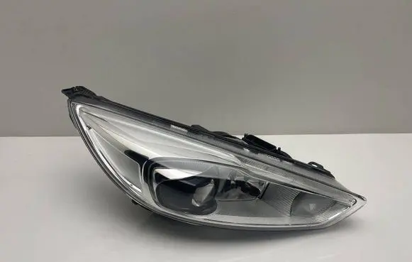 Ford Focus Headlight/headlamp F1EB-13D154-AB