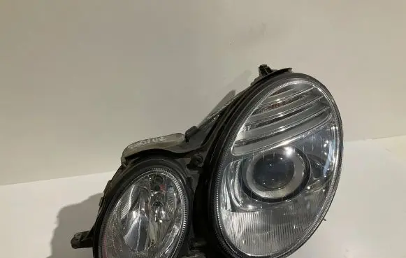 Mercedes-Benz E W211 Headlight/headlamp