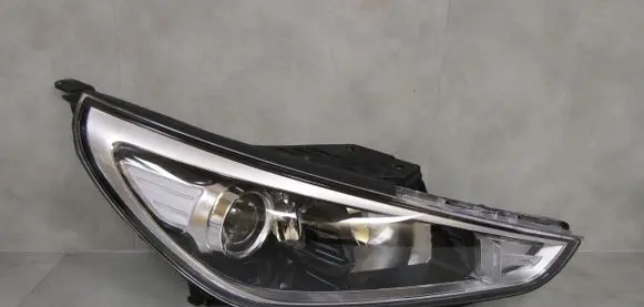 Hyundai i30 Headlight/headlamp 92102G4020 G02R