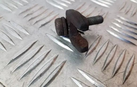 Fuel Injector clamp holder