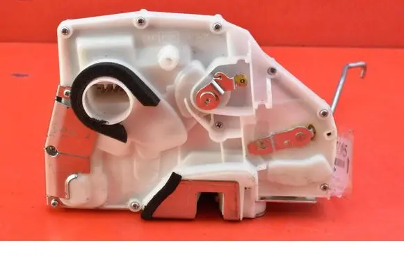 Fiat Sedici Front door lock 8220279J12