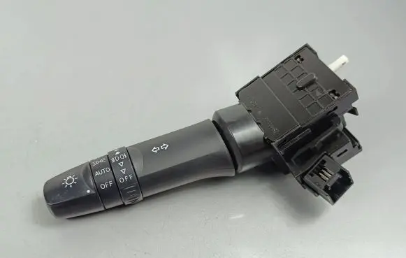 Mitsubishi Outlander Indicator stalk 17G688