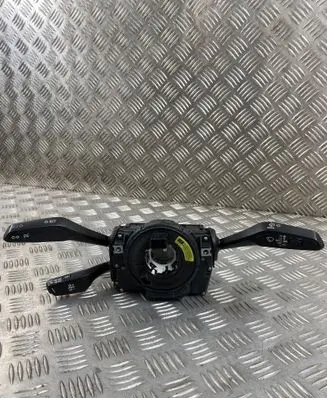 Wiper turn signal indicator stalk/switch
