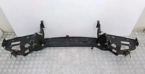 Volvo XC90 Top upper radiator support slam panel 30748023