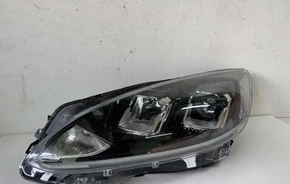 Ford Kuga III Headlight/headlamp