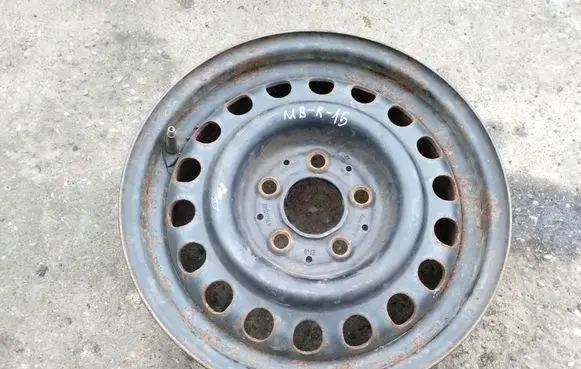 Mercedes-Benz E W124 R15 steel rim 1244001002