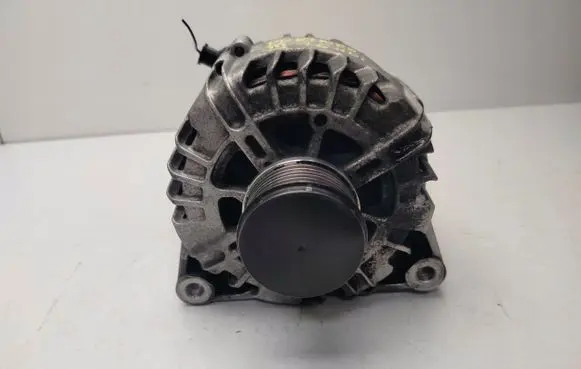 Peugeot Partner Generator/alternator 