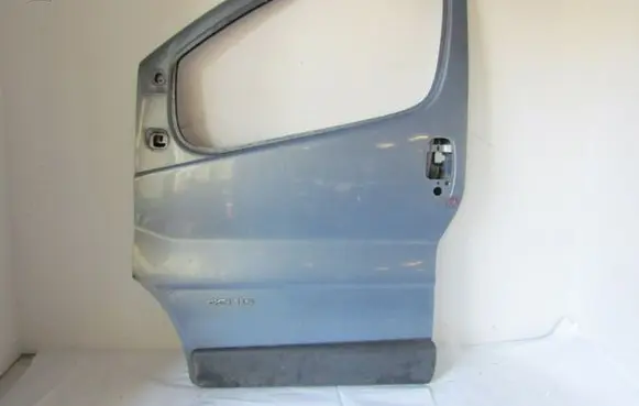 Renault Trafic II (X83) Front door