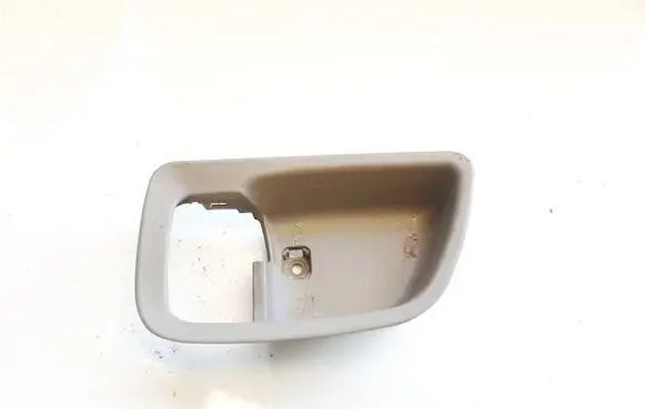 Mitsubishi Grandis Other interior part MN134439