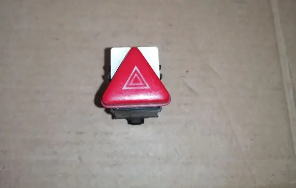 Skoda Fabia Mk1 (6Y) Hazard light switch 6Y0953235