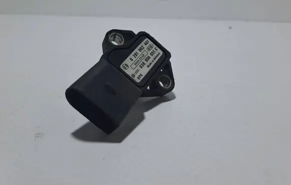 Audi A4 S4 B7 8E 8H Air pressure sensor 0281002401 038906051C