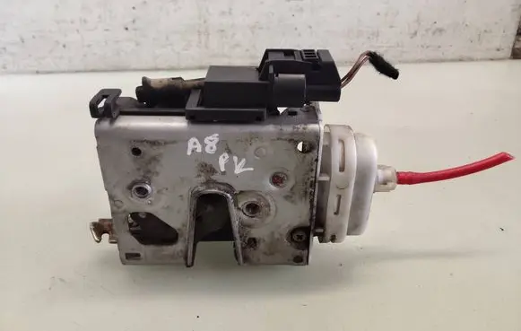 Audi A8 S8 D2 4D Front door lock 8D1837015F