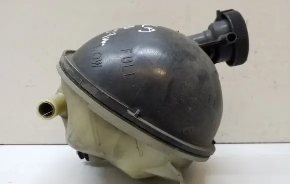 Toyota Corolla E120 E130 Coolant expansion tank/reservoir 164800G020D 51994A0E