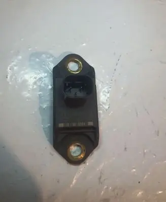 Mercedes-Benz CL C215 Airbag deployment crash/impact sensor 0025426918