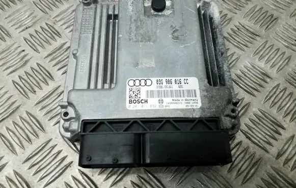 Audi A3 S3 A3 Sportback 8P Engine control unit/module ECU 03G906016CC EDC16U1