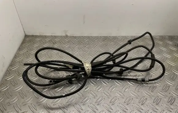 Ford C-MAX II Windshield washer fluid hose 