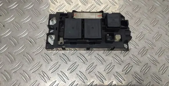 Toyota RAV 4 (XA40) Battery control module G92Z153010