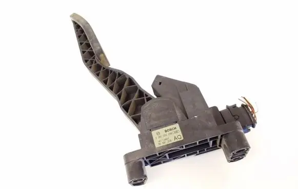 Opel Zafira A Accelerator throttle pedal 0281002298 18112667 90581208